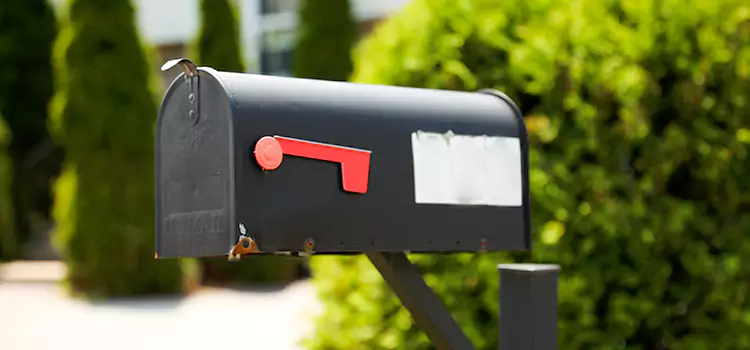 Secure Mailboxes for Packages Coram